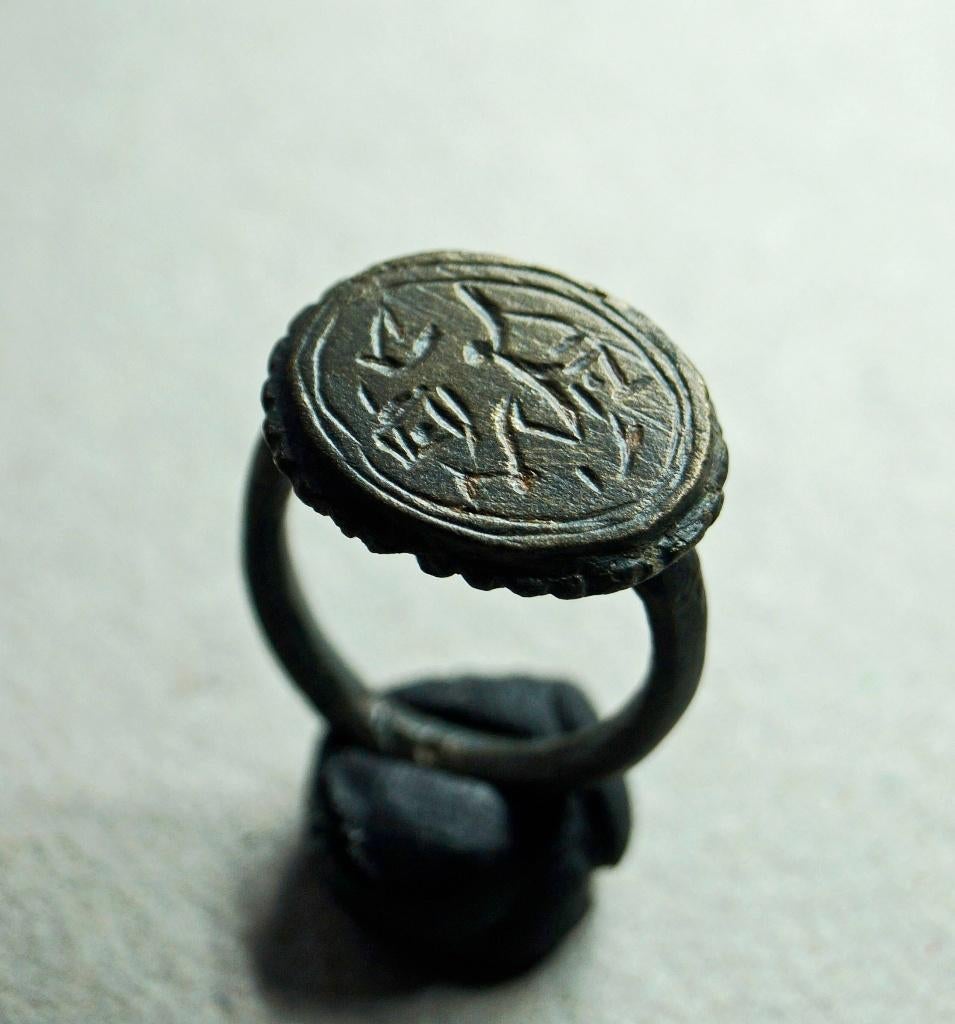Ring - Romeins - Zeldzaam - Bodemvondst - B, Ophalen of Verzenden, Brons, Ring