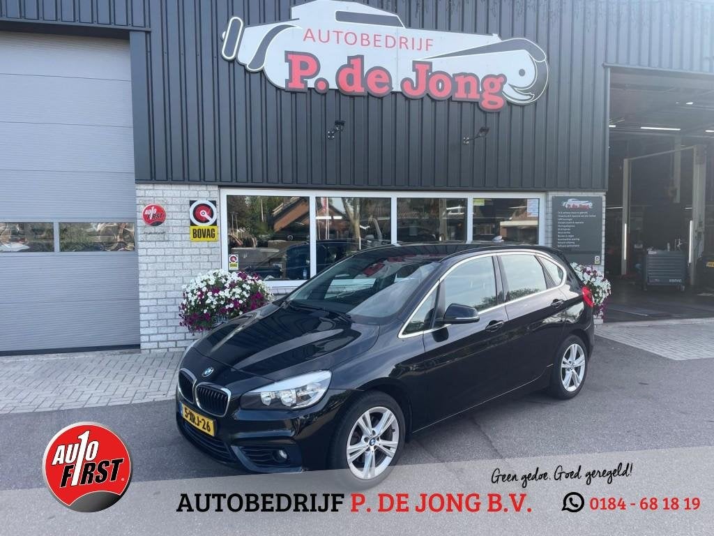 Bmw 2-SERIE ACTIVE TOURER 218I EXECUTIVE, Auto's, BMW, Voorwielaandrijving, 136 pk, Gebruikt, Zwart