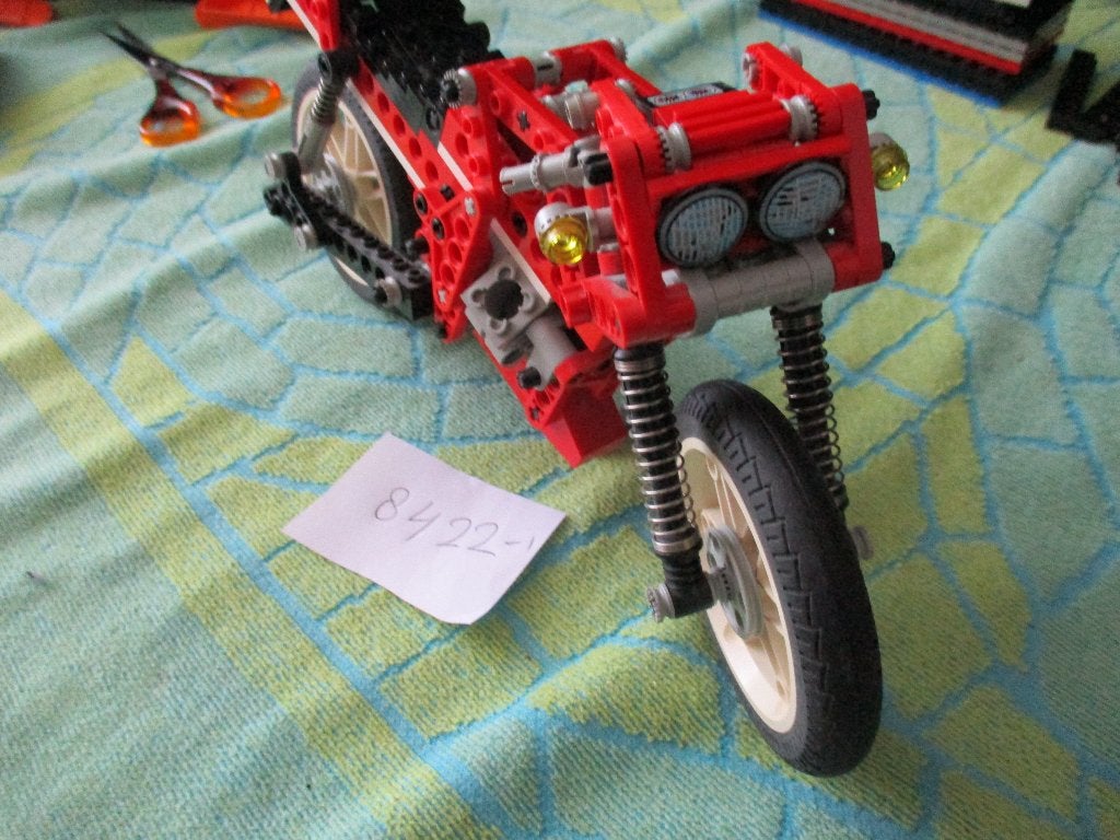 lego technic Set 8422 Circuit Shock Racer V-Twin Super Bike, Ophalen of Verzenden, Gebruikt, Complete set, Lego