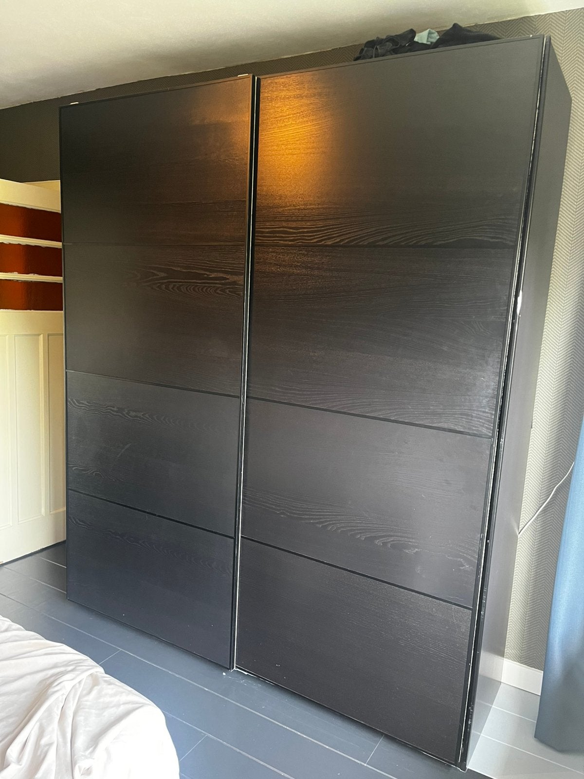 IKEA Pax kast zwart schuifdeuren 200x230 cm, Huis en Inrichting, Kasten | Kledingkasten, Gebruikt, 200 cm of meer, Ikea Pax, 200 cm of meer