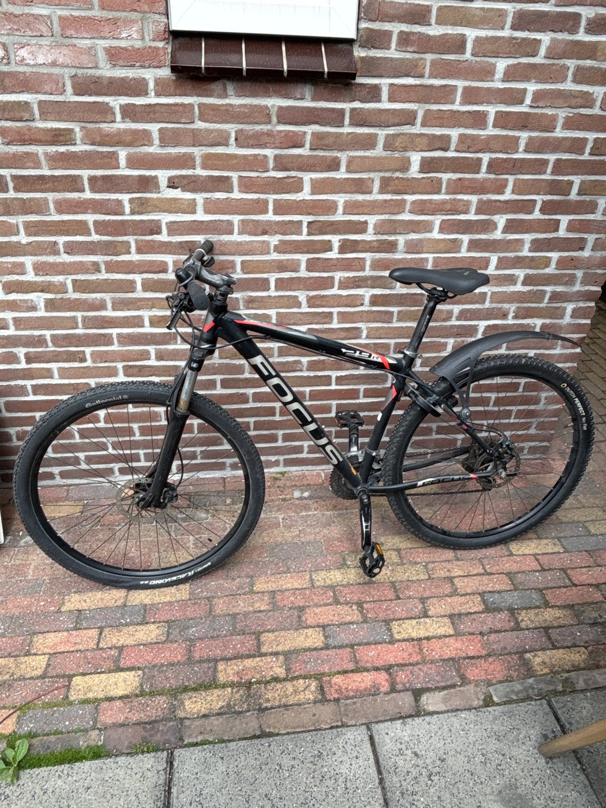 Focus Mountainbike - Zwart/Rood, Gebruikt, Hardtail, Heren, Schijfrem