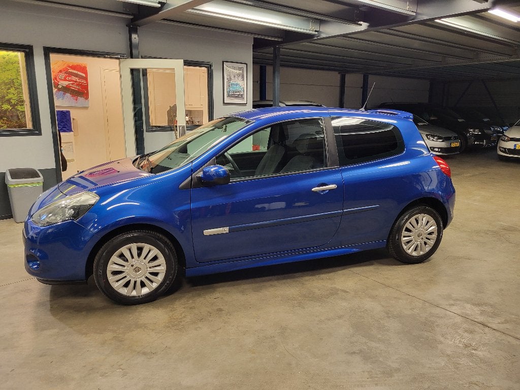 Renault Clio 1.2 TCE Collection 3-DRS bj.2010 Blauw / Airco, Voorwielaandrijving, 4 cilinders, Blauw, 100 pk