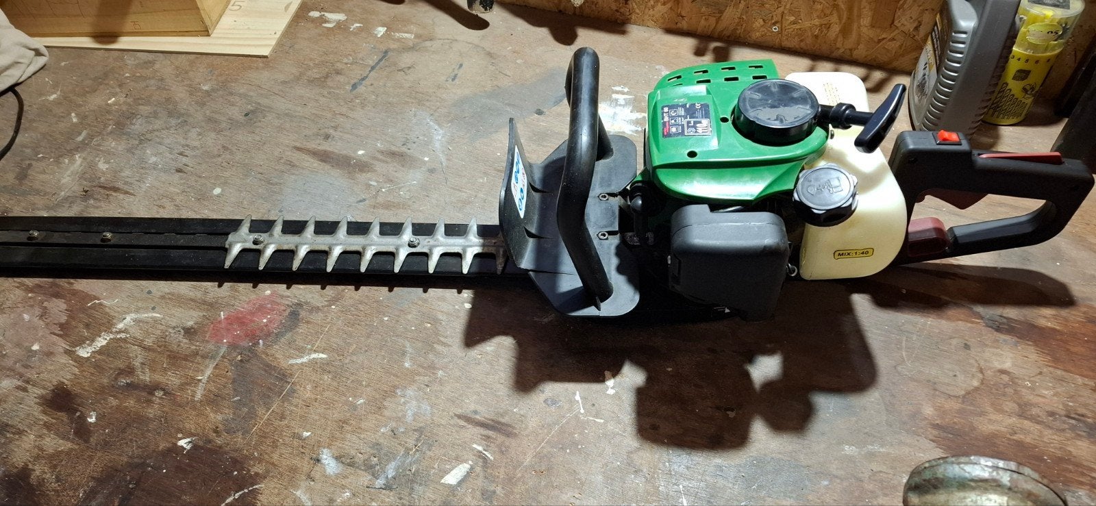 Benzine heggeschaar Mogatec BHT 60. Start niet, Ophalen, Gebruikt, Benzine