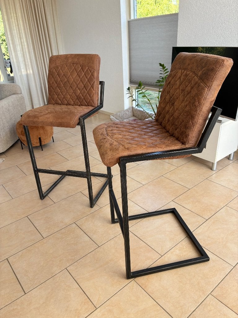2 hoge luxe barkrukken, Huis en Inrichting, Barkrukken, Ophalen, 60 tot 90 cm, Zo goed als nieuw, Leer