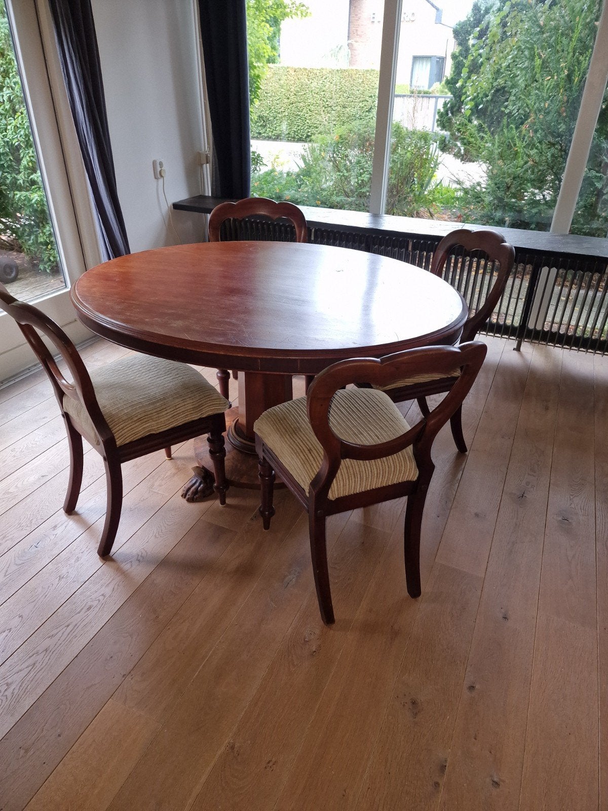 * Antieke eethoek voor 75,00 *, Ophalen, Gebruikt, 4 tot 6 stoelen