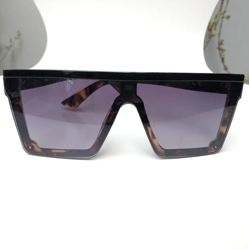 Zwartbruine zonnebril cool model heren dames, Overige merken, Gebruikt, Zonnebril, Zwart