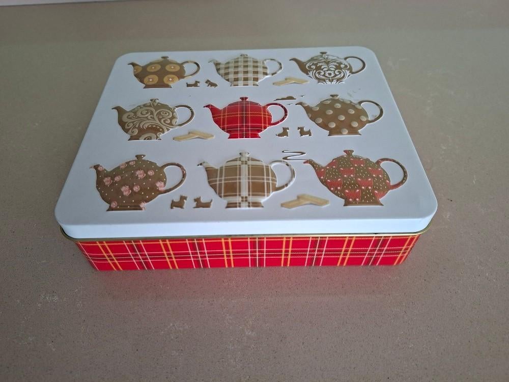 Mooi koekjes- of theeblik, Verzamelen, Blikken, Zo goed als nieuw, Overige, Ophalen of Verzenden