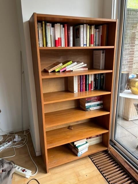 Solide Boekenkast, Ophalen, Met plank(en), Strak ontwerp, 50 tot 100 cm