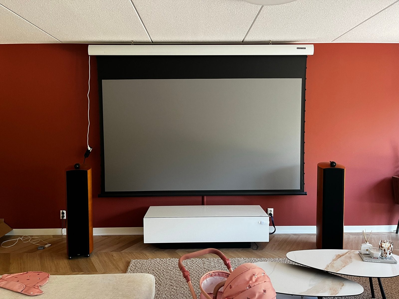 Wupro Cinema FlowArc 120 inch, Audio, Tv en Foto, Ophalen, Elektrisch, Zo goed als nieuw
