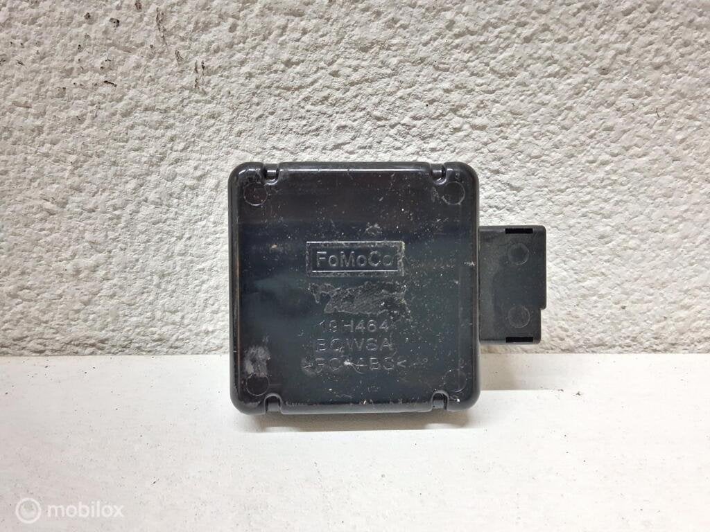 GPS-antenne Ford Ka+ ('16-'19) DE8T19H463CC, Gebruikt, Ford, Ophalen of Verzenden