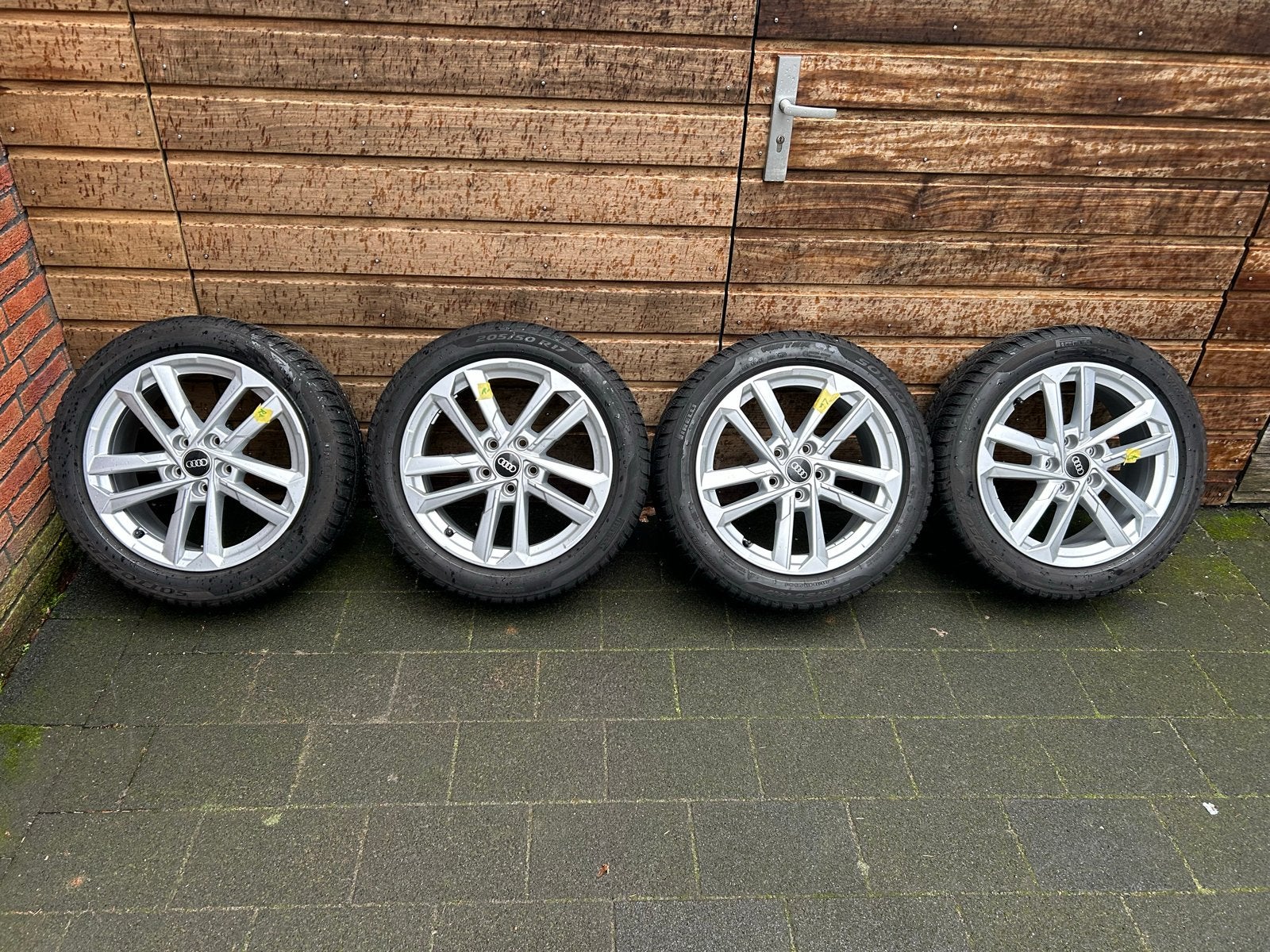 17 inch winterbanden met velgen voor Audi A3 8Y. 205 50 17, Ophalen, Gebruikt, Banden en Velgen, 17 inch
