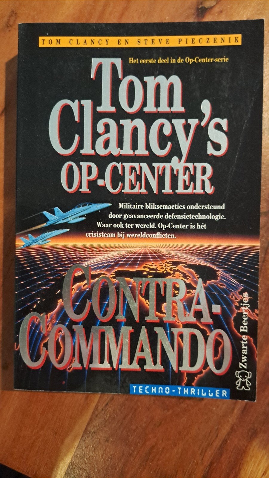 Tom Clancy's Op-Center: Contra Commando, Boeken, Ophalen of Verzenden, Gelezen, Tom Clancy en Steve Pieczenik, Europa overig