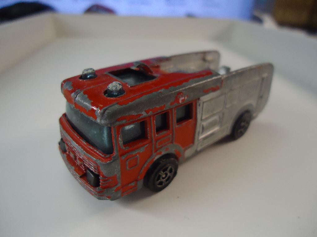 +/- 1:100 ERF brandweer bluswagen - Corgi Juniors #1, Ophalen of Verzenden, Gebruikt, Auto