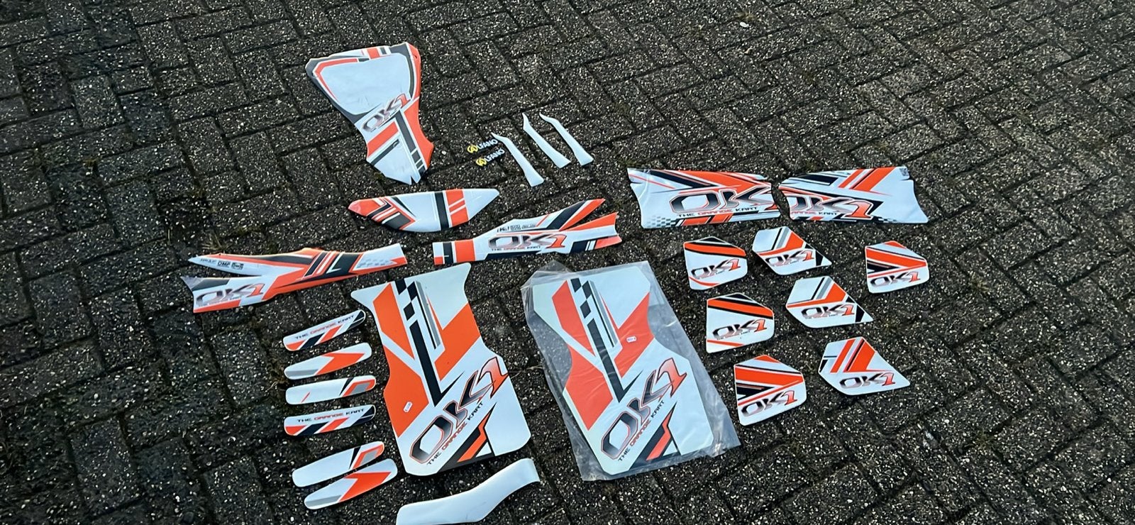 Diverse OK1 Kart Sticker Set - Oranje/Zwart/Wit, Sport en Fitness, Karting, Ophalen of Verzenden, Zo goed als nieuw, Onderdelen Kart