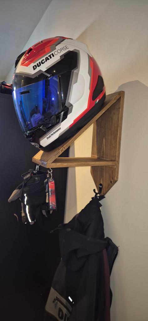 Origineel Vaderdag cadeau – Motorhelm Kapstok ️, Huis en Inrichting, Woonaccessoires | Kapstokken, Wandkapstok, Nieuw, Ophalen of Verzenden