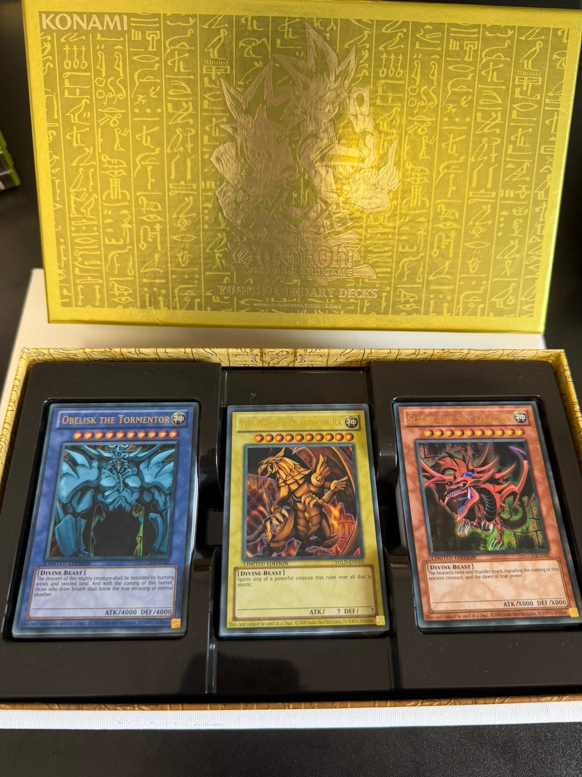 Yu-gi-Oh Tinfoil met decks, Hobby en Vrije tijd, Verzamelkaartspellen | Yu-gi-Oh!, Ophalen of Verzenden, Zo goed als nieuw, Starterdeck