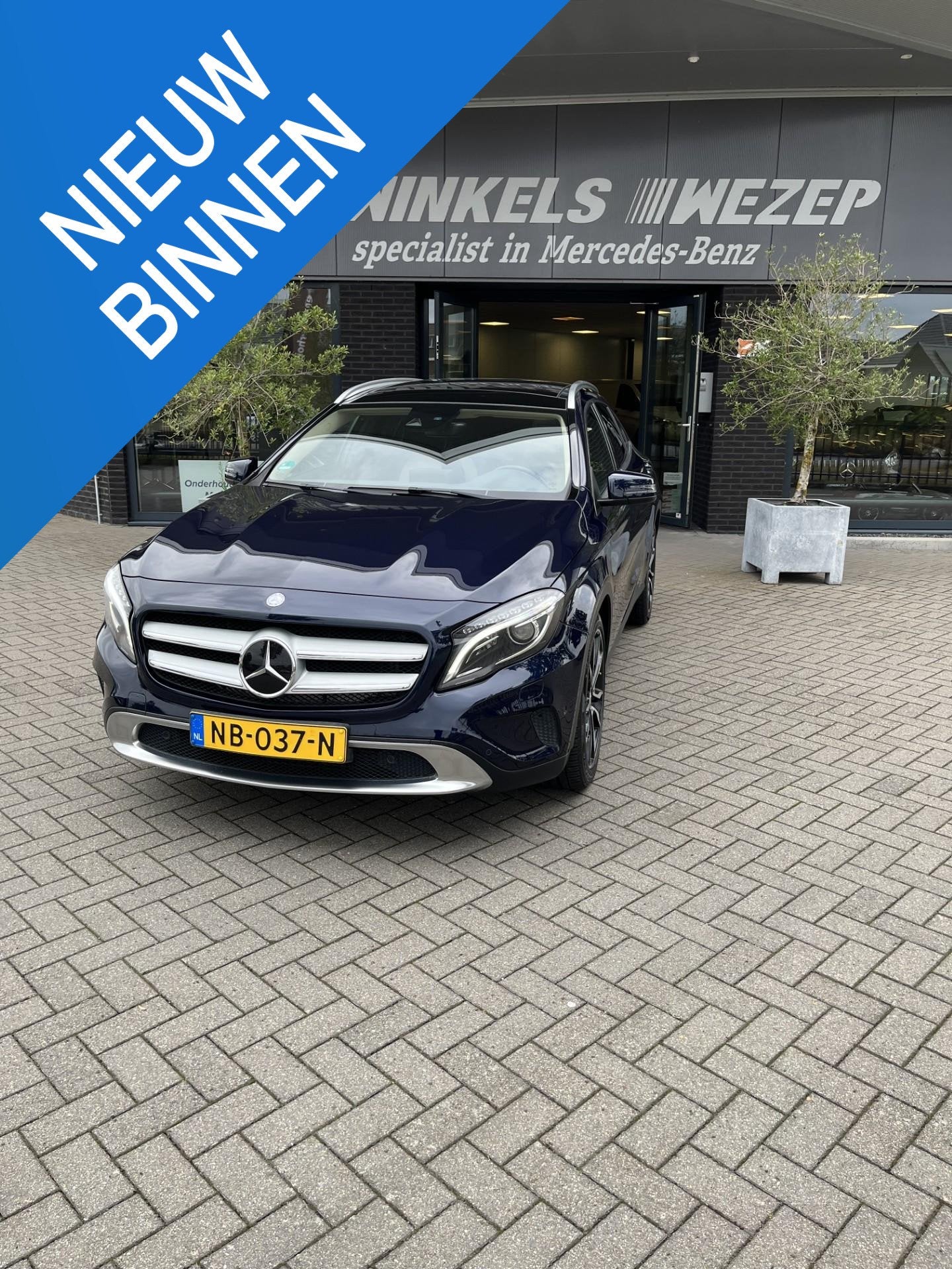 Mercedes-Benz GLA 250 Prestige bekleding leer, panoramadak, 730 kg, Gebruikt, 4 cilinders, Blauw