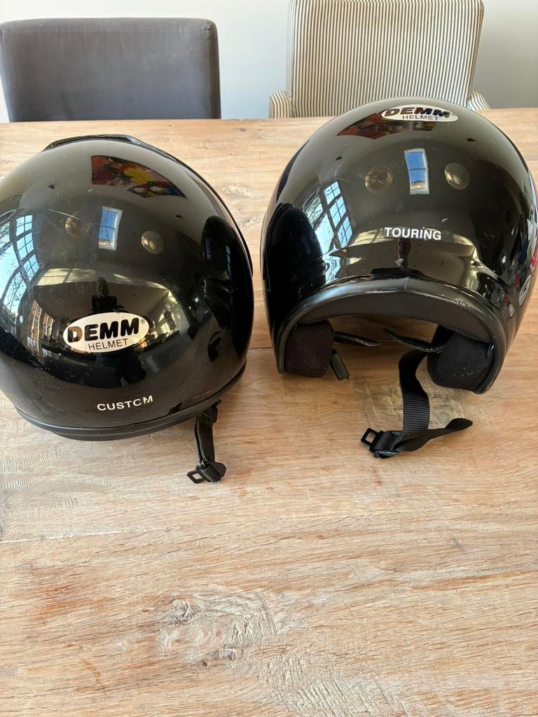 Scooterhelm of brommerhelm 2 stuks zwart, Fietsen en Brommers, Brommerhelmen, Ophalen of Verzenden, Gebruikt, Small