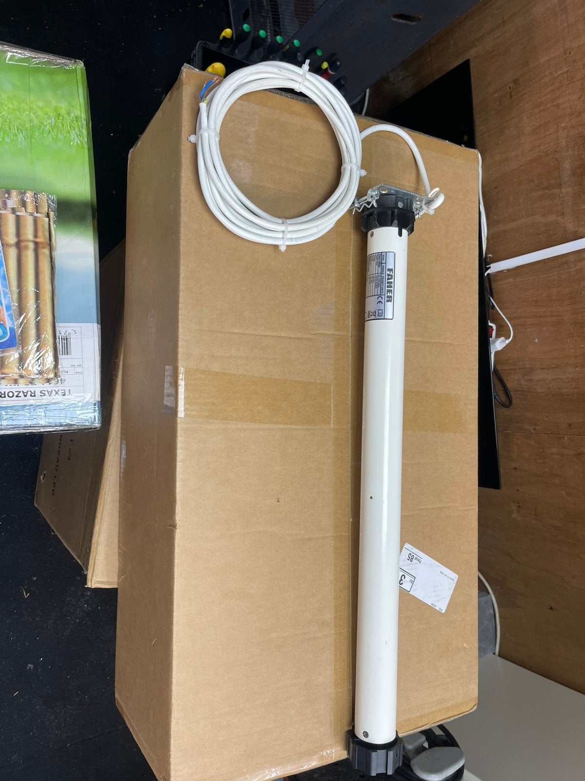 Rolluik of screen motor, Ophalen, Zo goed als nieuw, 200 cm of meer, Minder dan 100 cm
