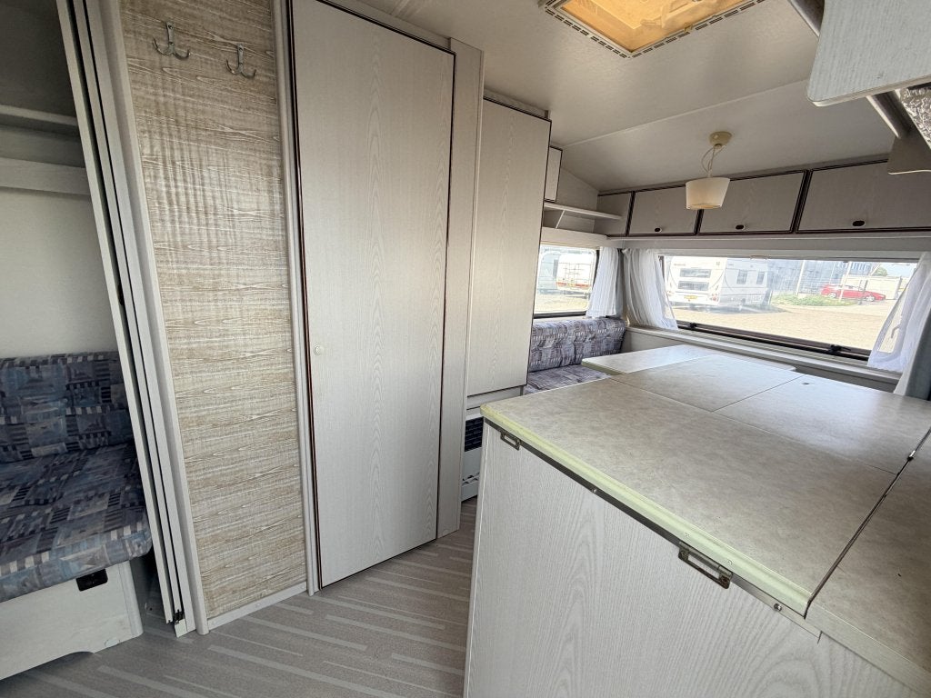 Knaus Sudwind 400 2x zitje, toilet, Overige typen, Koelkast, Bedrijf, 4 tot 5 meter