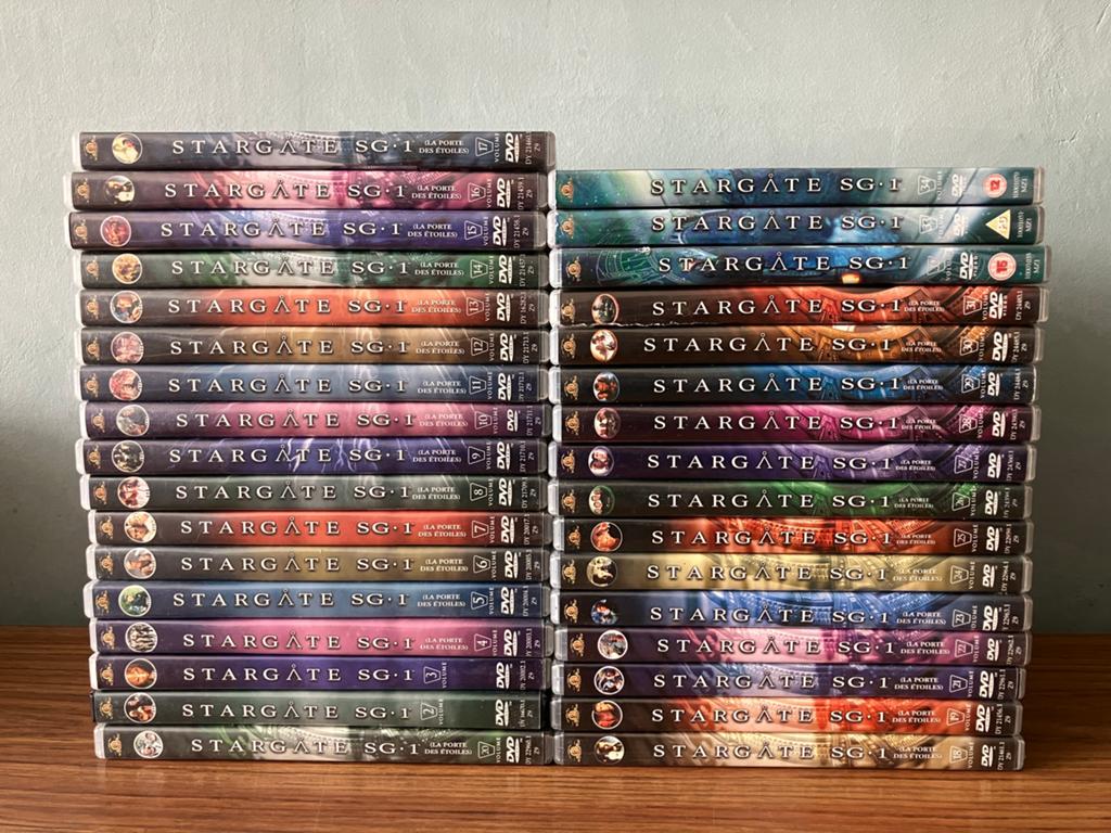 Stargate SG-1 - 33 delen, in goede staat, Boxset, Science Fiction en Fantasy, Ophalen of Verzenden, Zo goed als nieuw