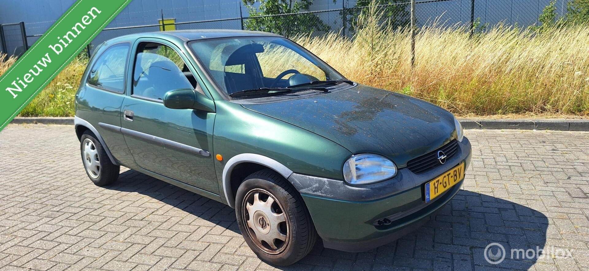 Opel Corsa 1.2i-16V Onyx, Gebruikt, Elektrische ramen, 850 kg, Origineel Nederlands