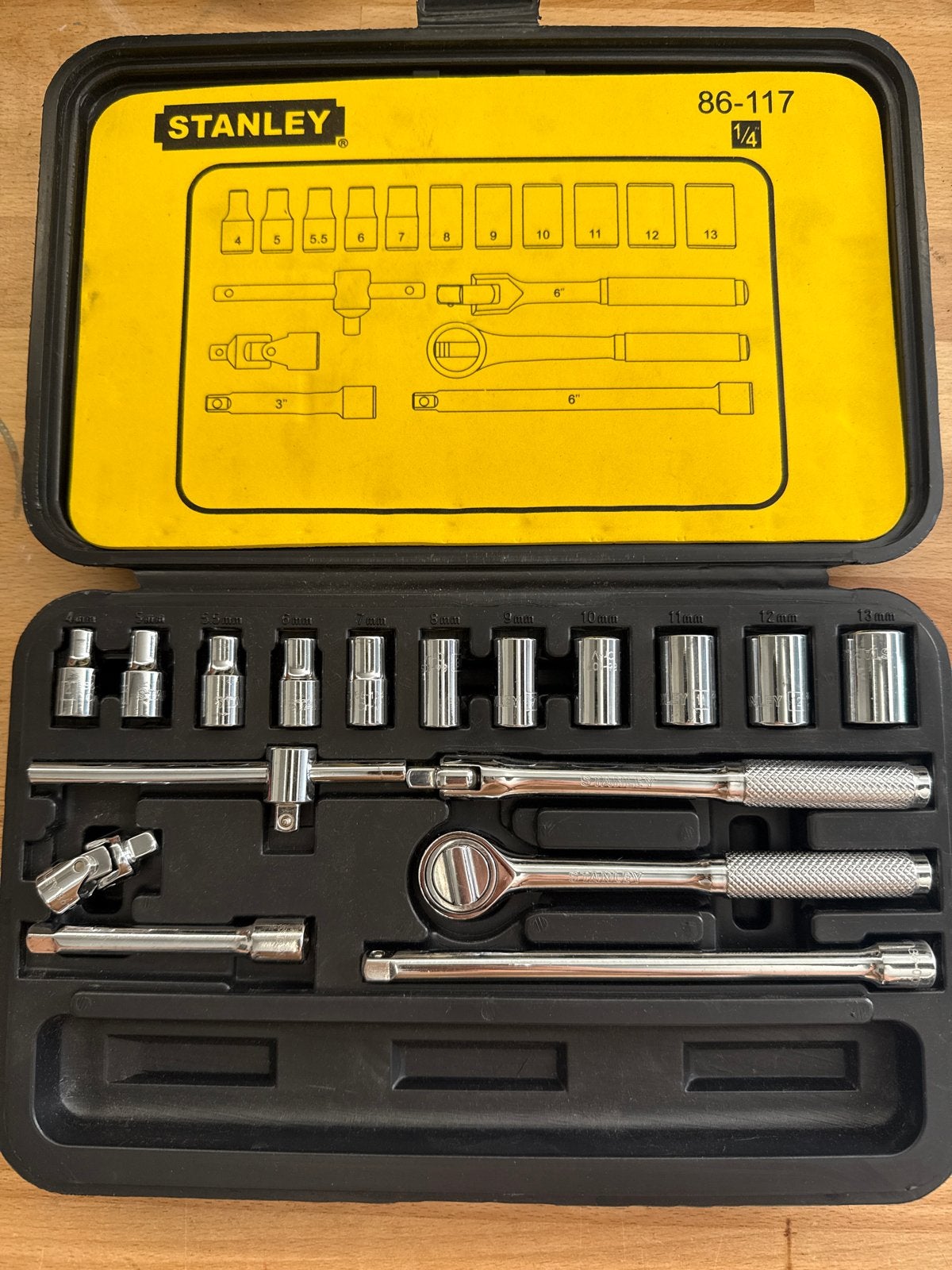 Stanley Doppenset 86-117 - 1/4 inch, Doe-het-zelf en Verbouw, Gereedschap | Handgereedschap, Ophalen, Gebruikt, Sleutel/ratel