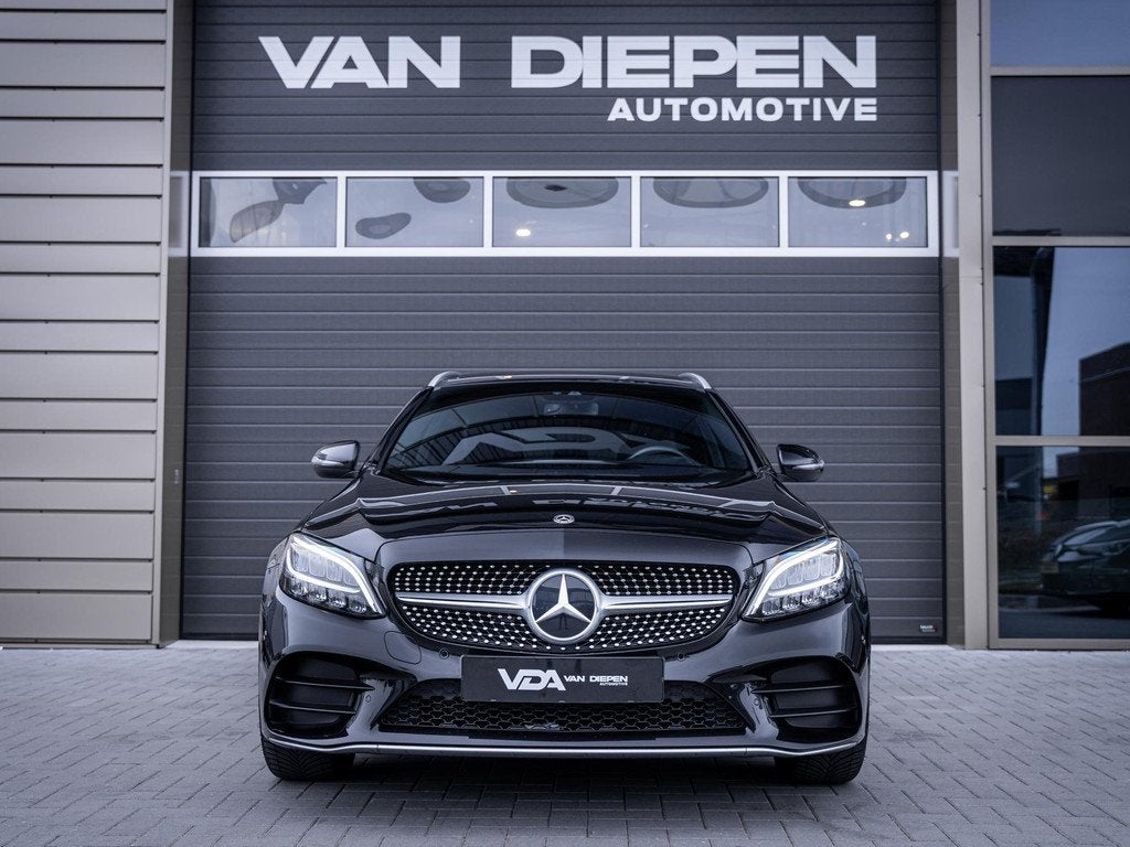Mercedes-Benz C-klasse Estate 200 4MATIC AMG-Line l Pano l B, Auto's, Mercedes-Benz, 4 cilinders, Zwart, Vierwielaandrijving, 184 pk