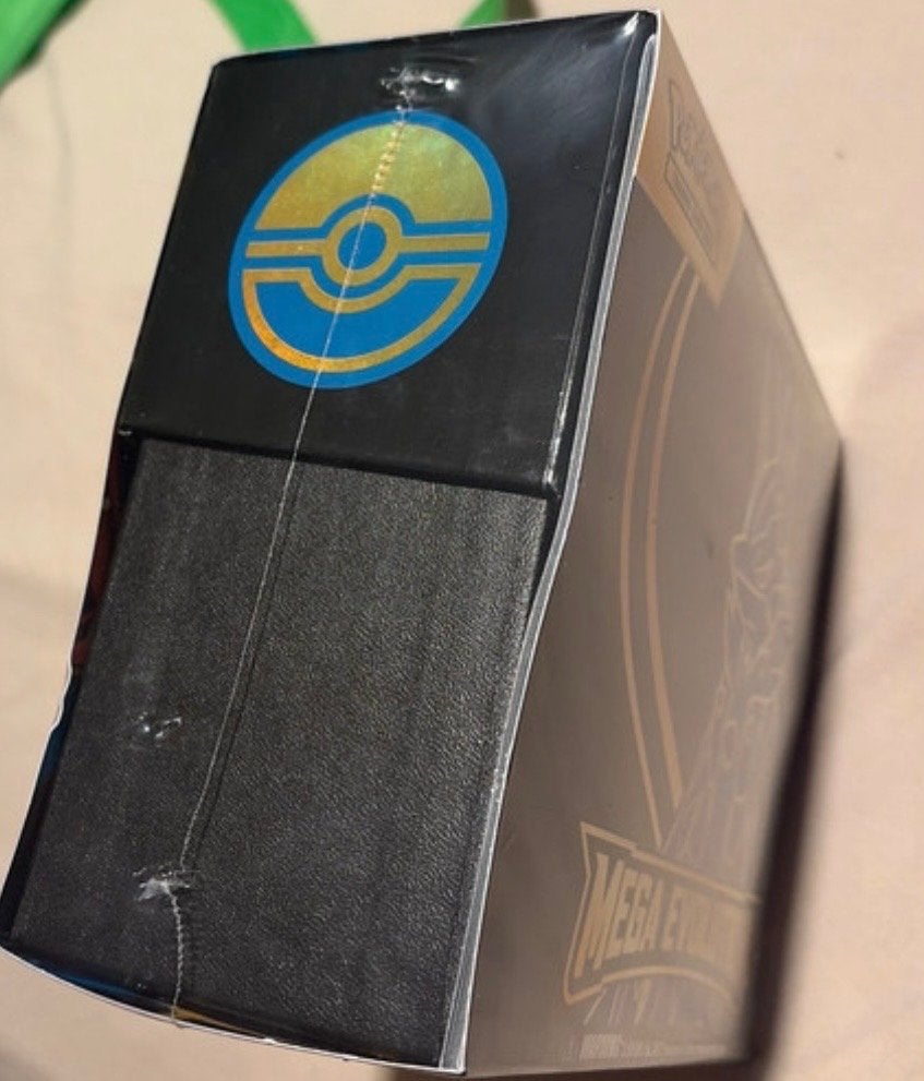 Pokémon Mega Evolution Elite Trainer Box Lucario Nieuw, Ophalen of Verzenden, Nieuw, Overige typen
