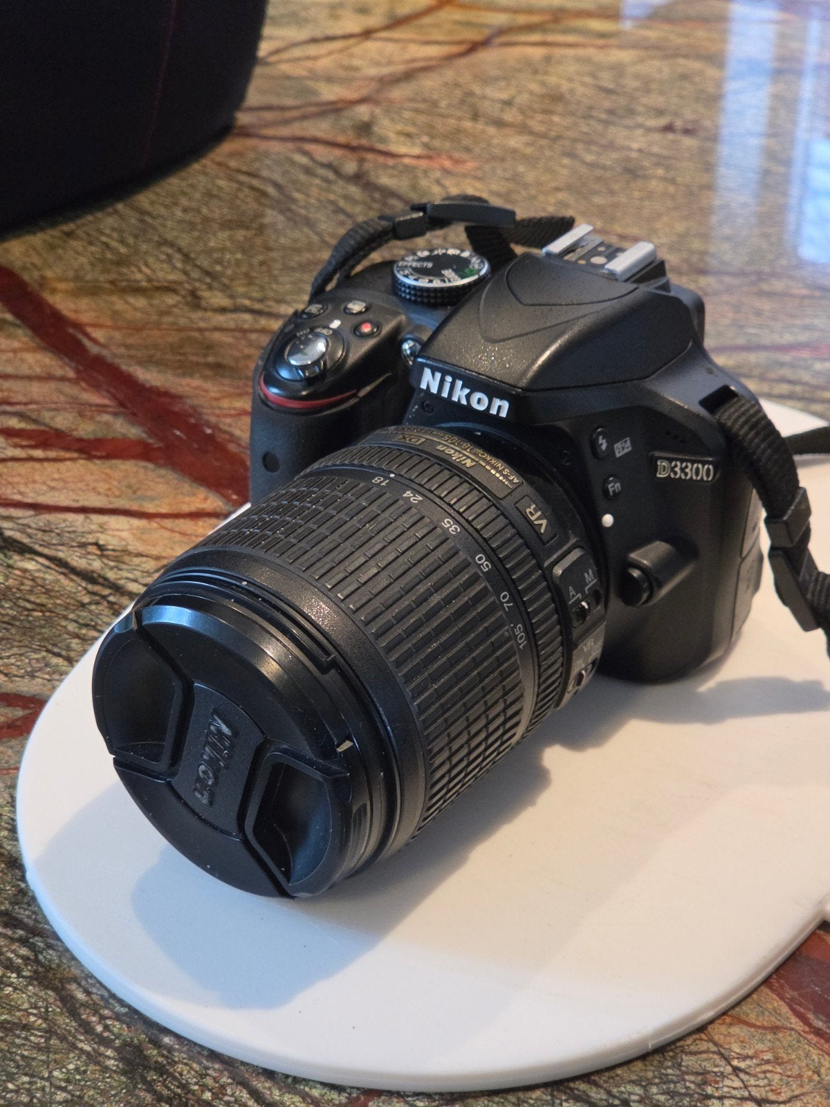 Nikon D3300 met VR18-105 lens spiegelreflex en assesoires, Ophalen, Gebruikt, Spiegelreflex, Nikon