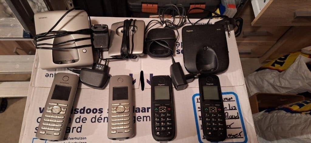 2 sets Siemens gigaset telefoons, Telecommunicatie, Ophalen of Verzenden, Gebruikt, 4 handsets of meer