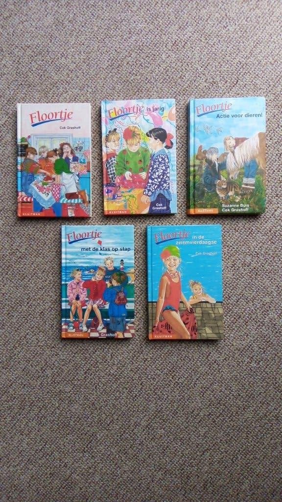 12 meisjesboeken over de belevenissen van Floortje en Simone, Boeken, Ophalen of Verzenden, Gelezen, Fictie