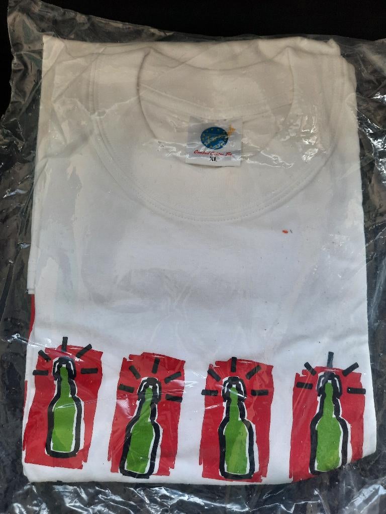 Te koop: wit Grolsch t-shirt, met bierflesjes, maat XL, Verzamelen, Biermerken, Ophalen of Verzenden, Nieuw, Kleding, Grolsch