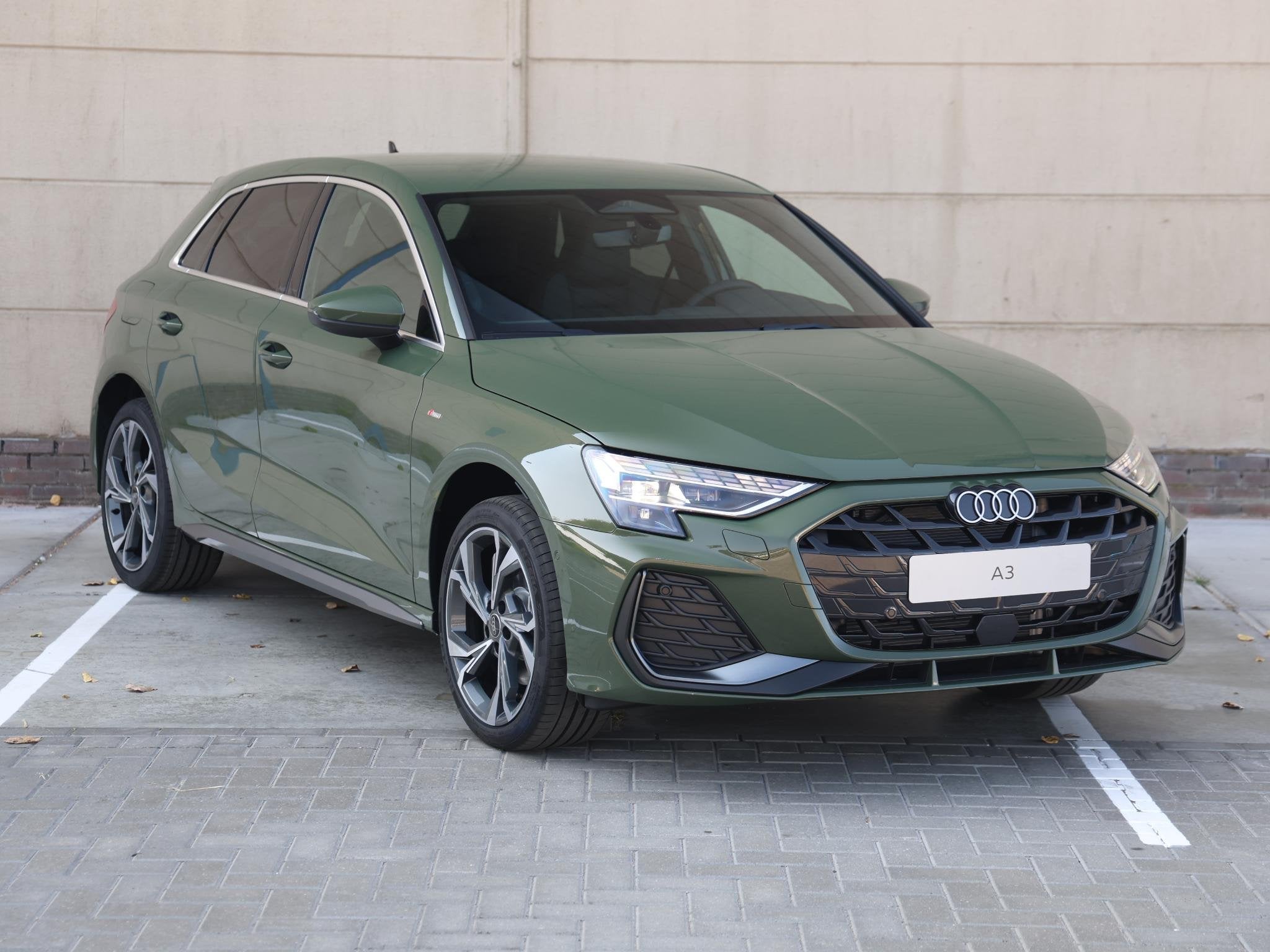 Audi A3 Sportback S edition 40 TFSI e 204 PK | 18" Lichtmeta, Auto's, 1498 cc, 150 min, Leder en Stof, 26 kWh