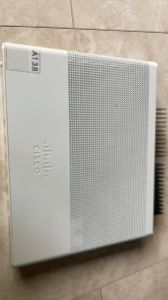 Cisco Catalyst 2960-C PoE Switch – Nieuw, 30 tot 80 cm, Hoog rendement (Hr), Overige typen, Nieuw
