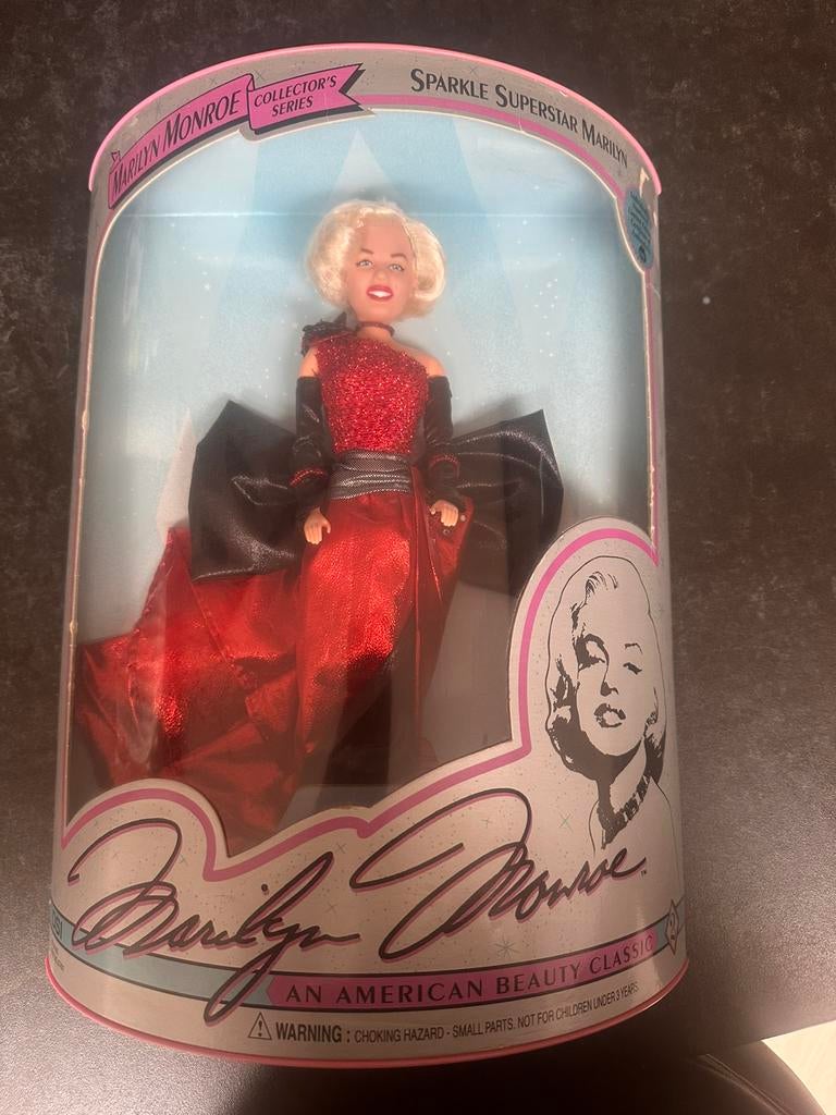 Marilyn Monroe Barbie – Collector’s Series – nieuw in doos, Verzamelen, Ophalen, Nieuw