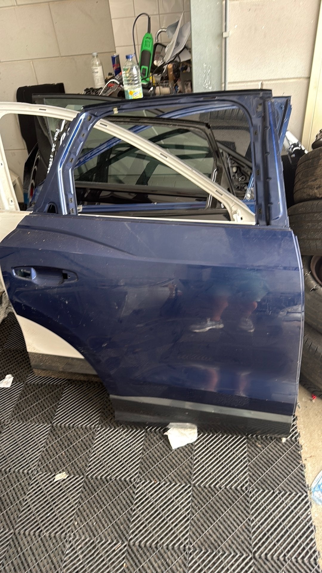 Audi q3 83A Portier rechts achter geen sportback, Ophalen of Verzenden
