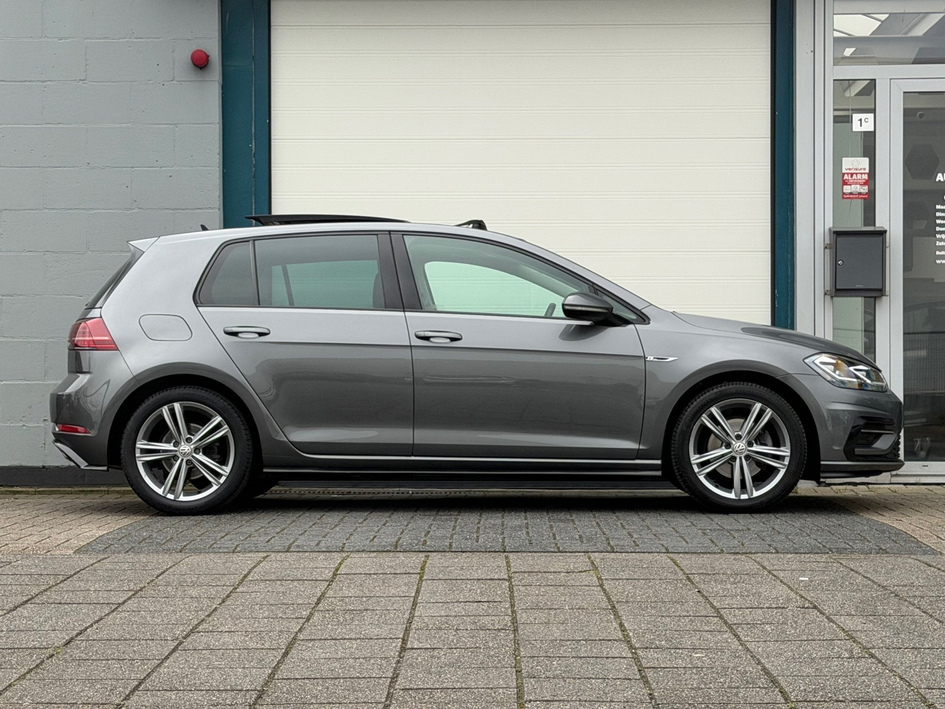 Volkswagen Golf 1.5 TSI Highline Business R-Line Automaat Pa, Euro 6, 4 cilinders, 150 pk, Origineel Nederlands