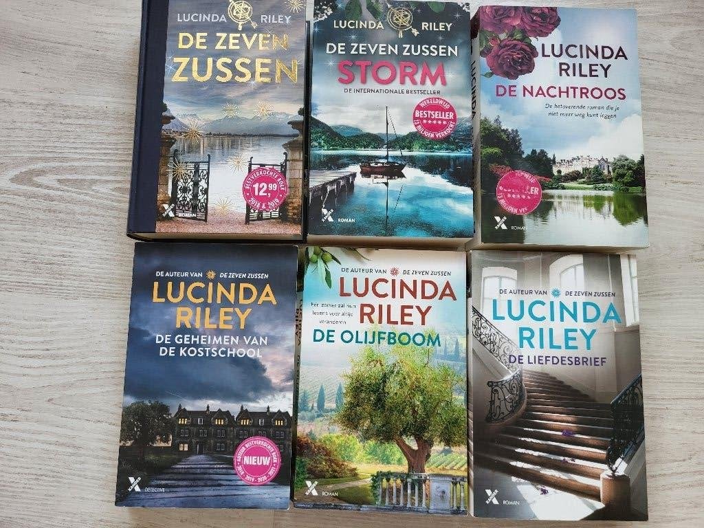 Lucinda Riley Corina Bomann Jacky van Laren Sarah Lark e.a, Verzenden, Zo goed als nieuw