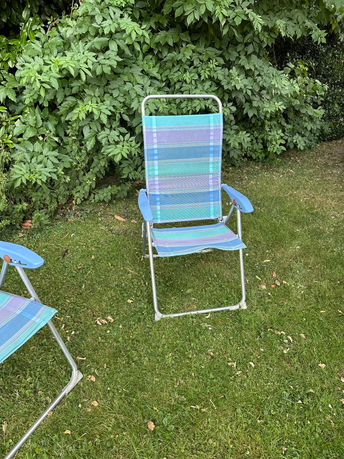 2 Lichtgewicht Campingstoelen - Blauw/Groen Gestreep, Ophalen, Gebruikt, Campingstoel