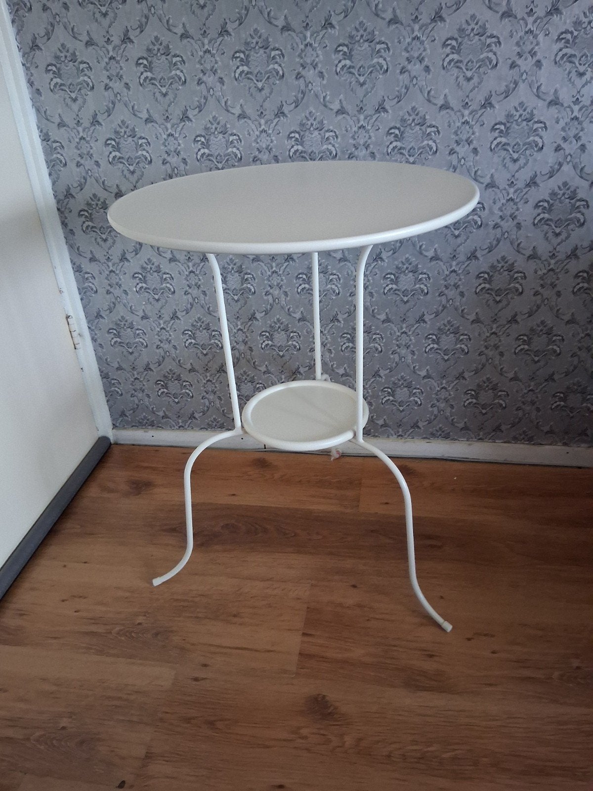Bistro tafel, Ophalen, Rond