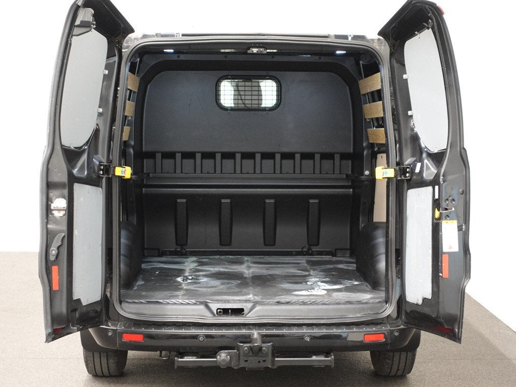 Ford Transit Custom 300 2.0 TDCI L2H1 Limited Dubbele cabine, Stof, Euro 6, 4 cilinders, 129 pk