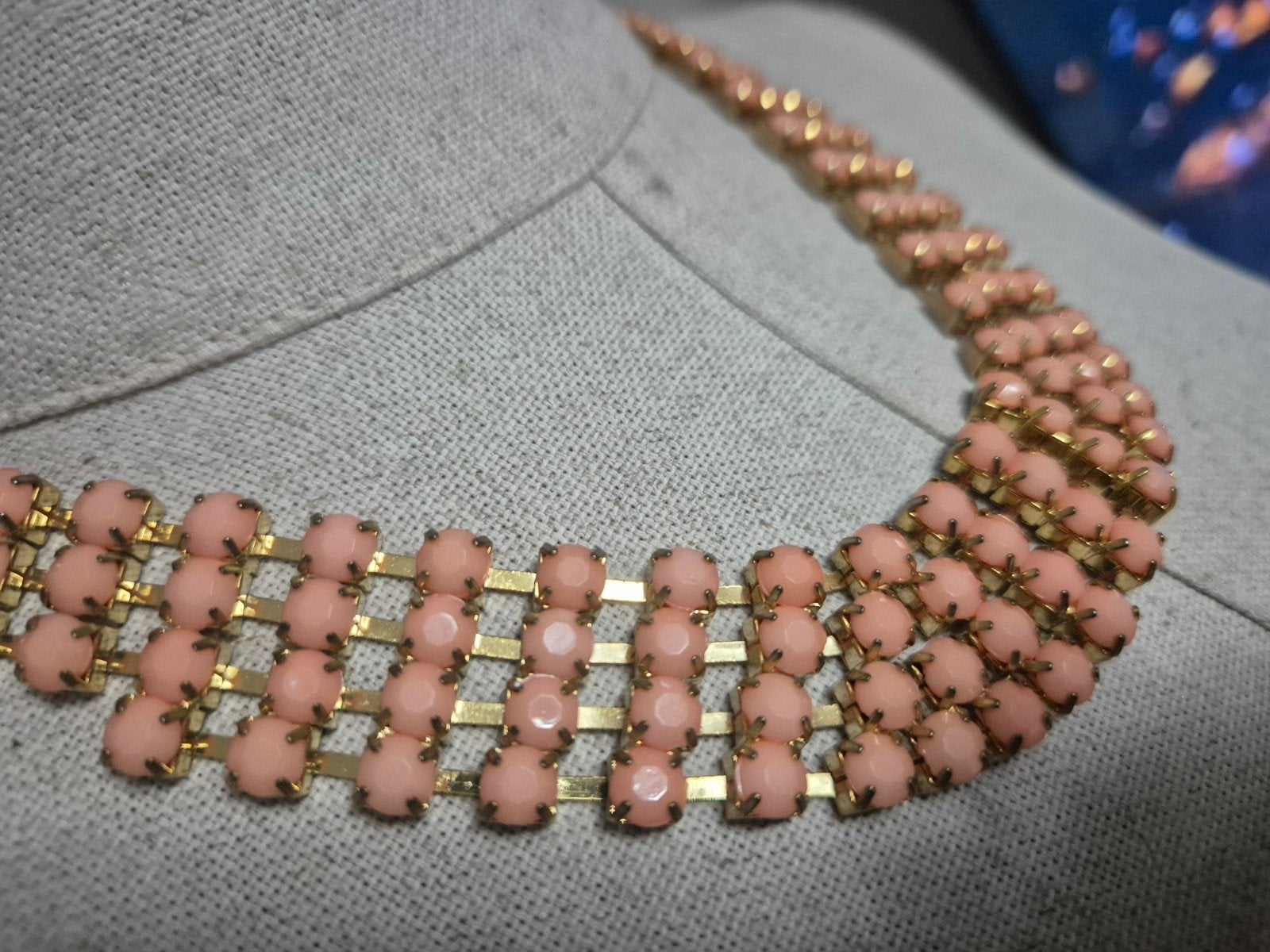 Vintage Roze Kralen Ketting - Choker Stijl, Ophalen of Verzenden, Zo goed als nieuw, Roze, Overige materialen