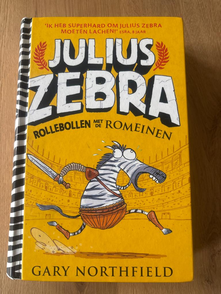 Julius Zebra: Rollebollen met de Romeinen - Gary Northfield, Boeken, Ophalen of Verzenden, Zo goed als nieuw, Fictie algemeen