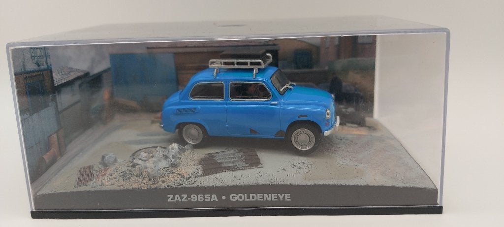 #36 Zaz 965A James bond auto met boekje, Verzenden, Nieuw, Auto, Universal Hobbies