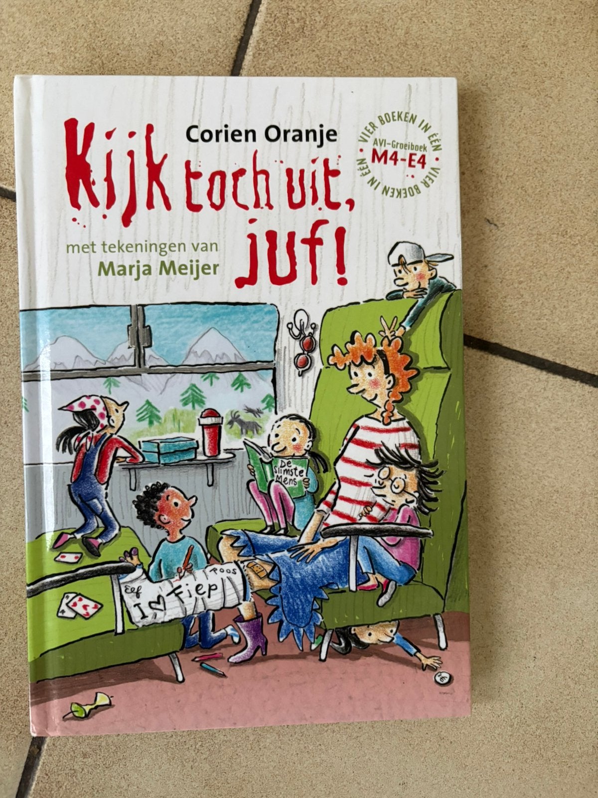 Corien Oranje - Kijk toch uit, juf! AVI M4-E4, Boeken, Fictie algemeen, Ophalen of Verzenden, Zo goed als nieuw, Corien Oranje