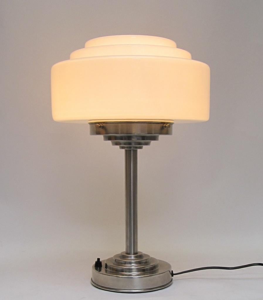 Art Deco tafellampen, Huis en Inrichting, Lampen | Tafellampen, Nieuw, Minder dan 50 cm, Glas, Metaal, Ophalen of Verzenden