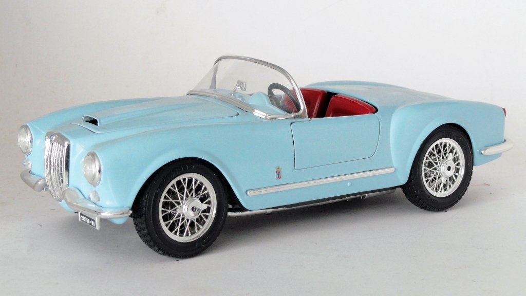 FFF Verzameling Bburago - VITRINEMODELLEN, Hobby en Vrije tijd, Modelauto's | 1:18, Ophalen of Verzenden, Zo goed als nieuw, Auto