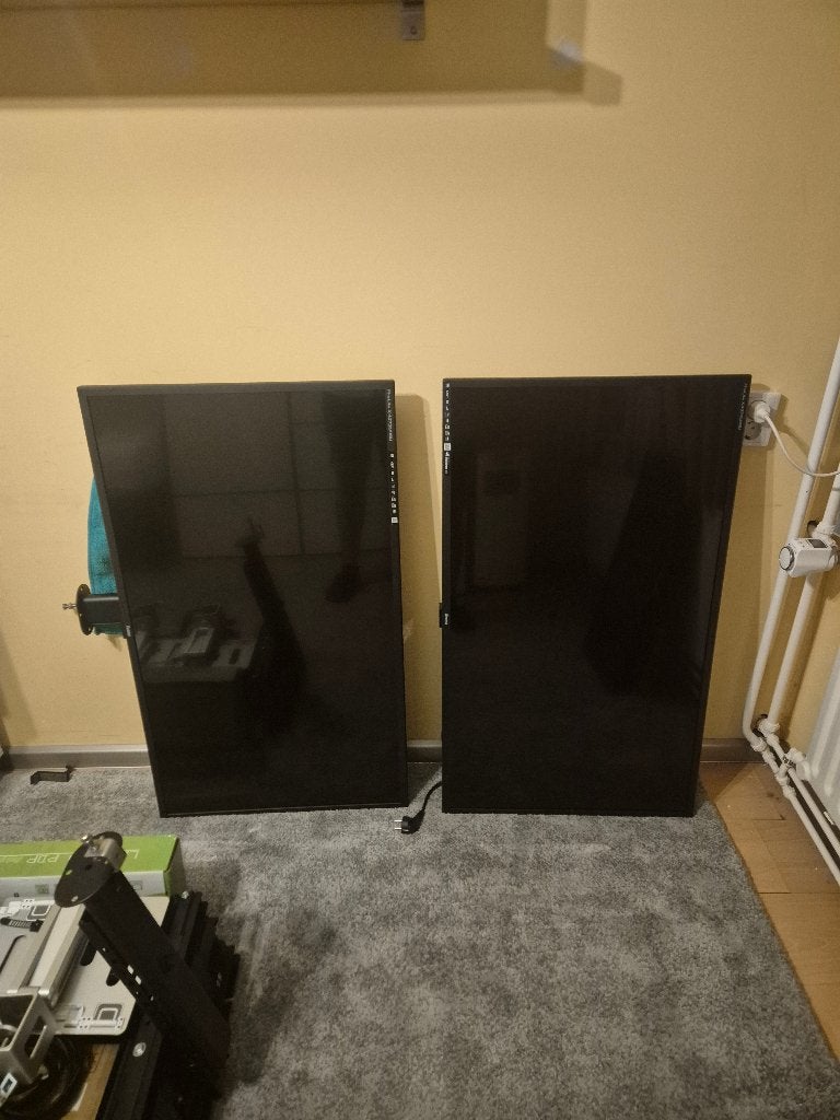 2x Iiyama ProLite 4k monitor + LG HD monitor + accesoires, Computers en Software, Monitoren, Onbekend, Iiyama Prolite, LED, 60 Hz of minder