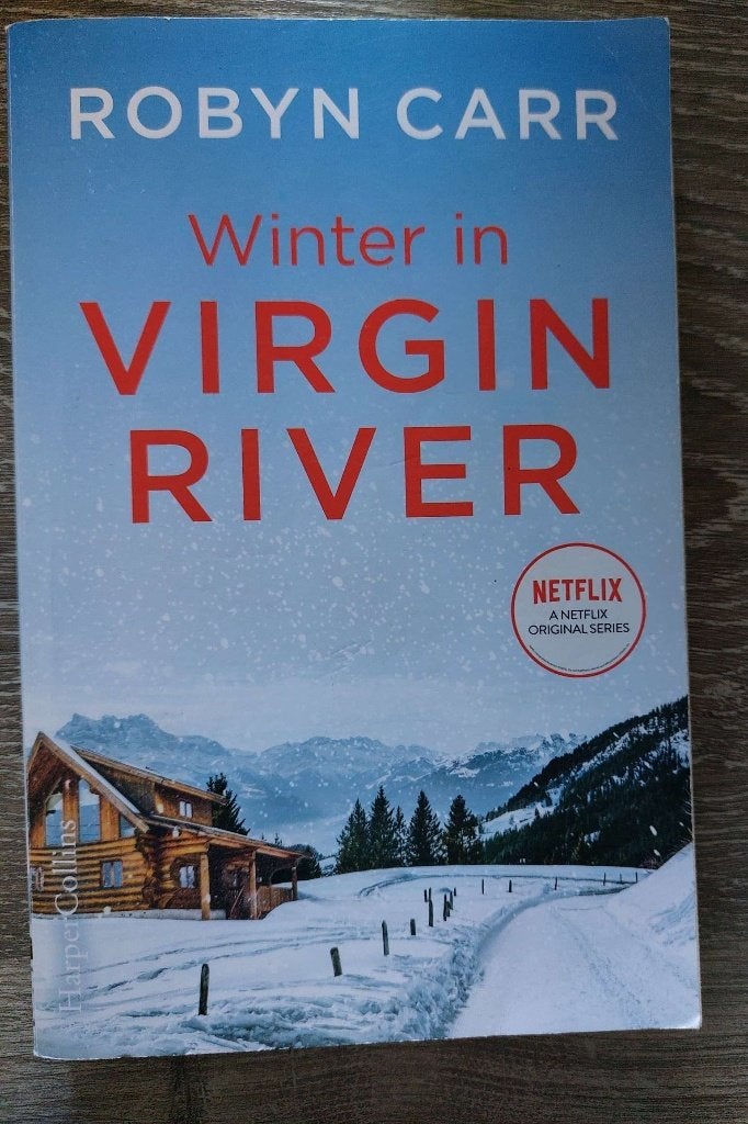 Robyn Carr - Winter in Virgin River - 2020   Virgin River 4, Ophalen of Verzenden, Zo goed als nieuw, Robyn Carr